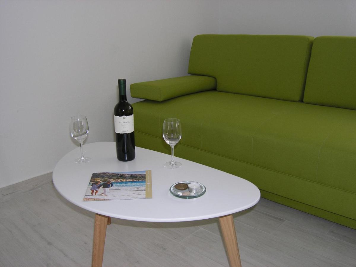 Apartments Aventura Baska For Relaxing Holidays Ngoại thất bức ảnh