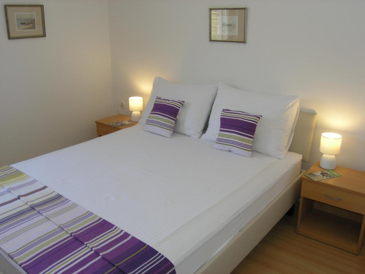 Apartments Aventura Baska For Relaxing Holidays Ngoại thất bức ảnh