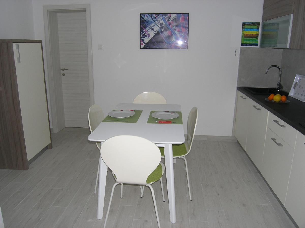 Apartments Aventura Baska For Relaxing Holidays Ngoại thất bức ảnh