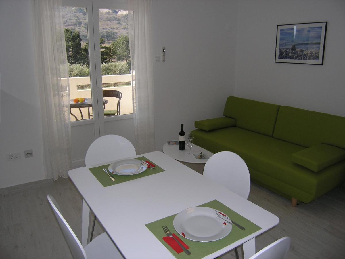 Apartments Aventura Baska For Relaxing Holidays Ngoại thất bức ảnh