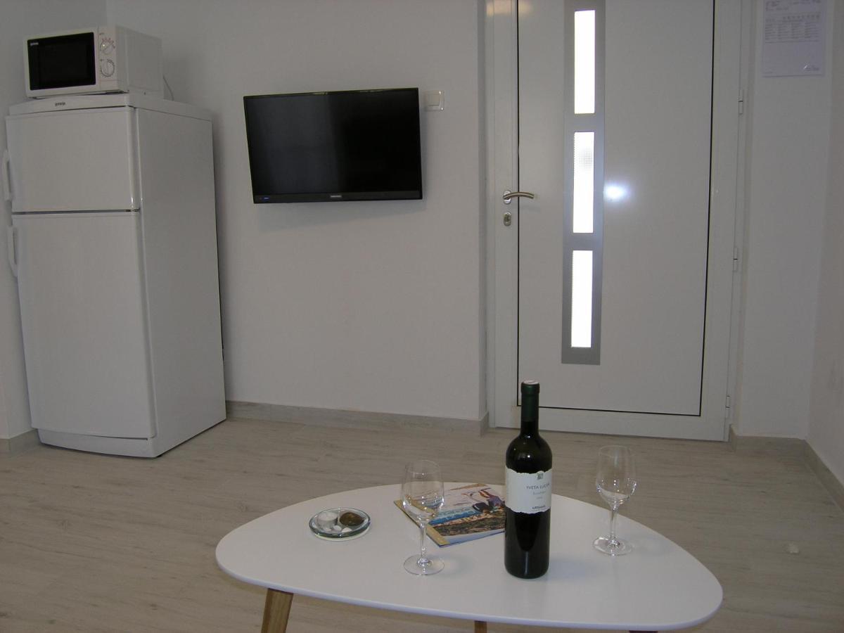 Apartments Aventura Baska For Relaxing Holidays Ngoại thất bức ảnh